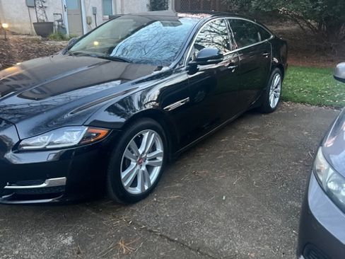 Used 2016 Jaguar XJ L Portfolio image 5
