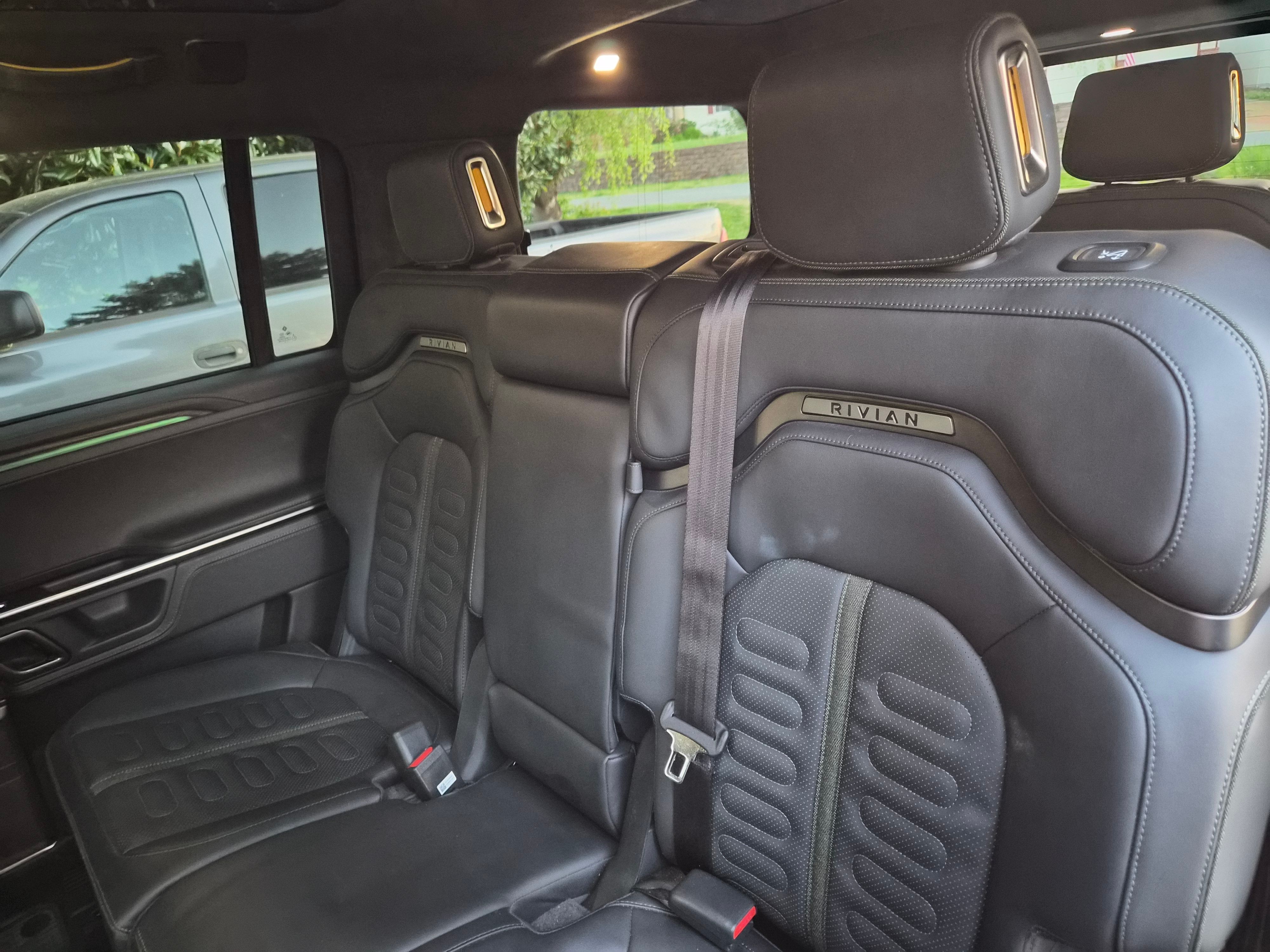 Used 2023 Rivian R1S Adventure AWD/4WD image 21