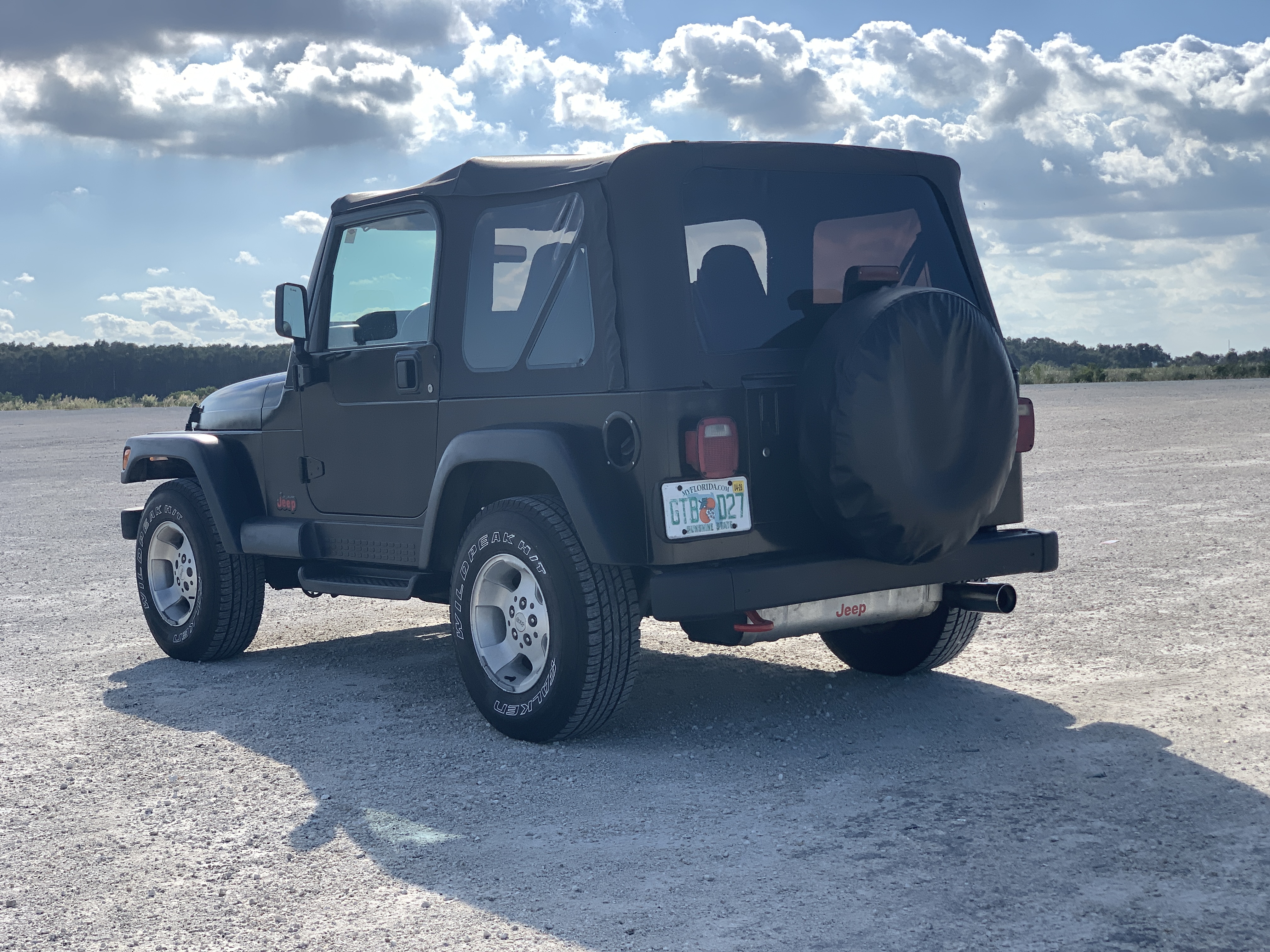 Used 1999 Jeep Wrangler Sahara AWD/4WD image 12
