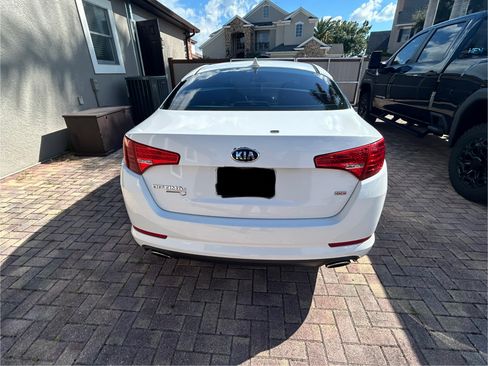 Used 2013 Kia Optima LX image 2