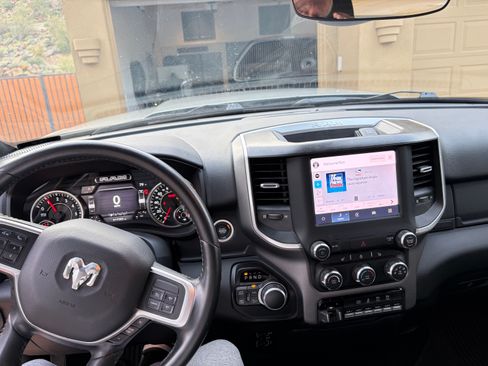 Used 2022 RAM 2500 Big Horn w/ Night Edition image 8