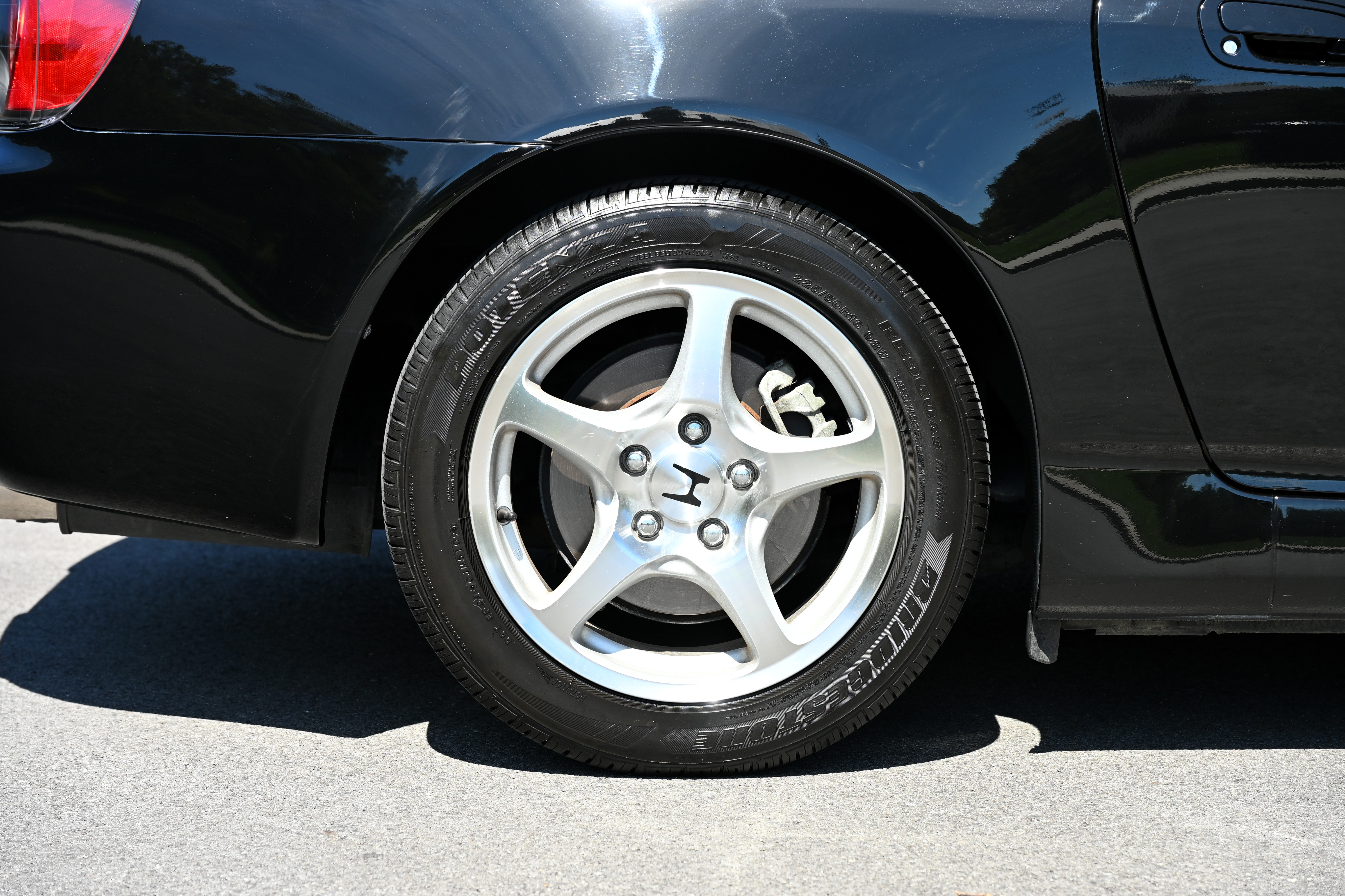Used 2001 Honda S2000 image 17