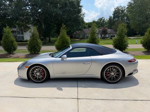 Used 2017 Porsche 911 Carrera S RWD image 1