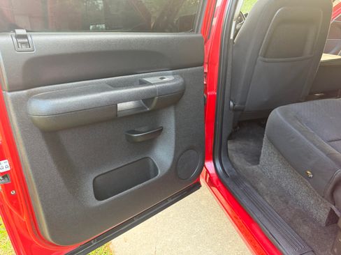 Used 2011 Chevrolet Silverado 1500 LT w/ All-Star Edition image 19