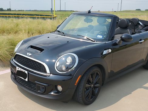 Used 2014 MINI Cooper S image 8