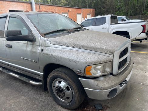 Used 2005 Dodge Ram 3500 Truck SLT image 5