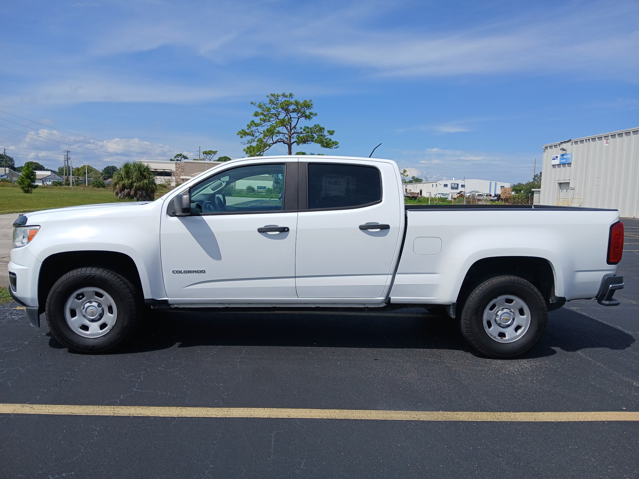 Used 2019 Chevrolet Colorado W/T w/ WT Convenience Package RWD image 8