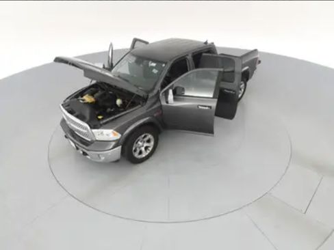 Used 2016 RAM 1500 Laramie w/ Convenience Group image 2