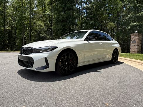 Used 2023 BMW M340i xDrive w/ Premium Package AWD/4WD image 5
