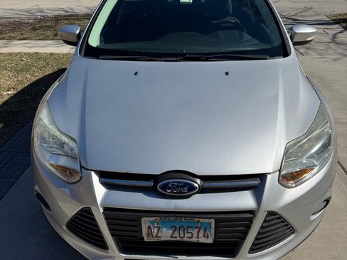 Used 2014 Ford Focus SE image 2