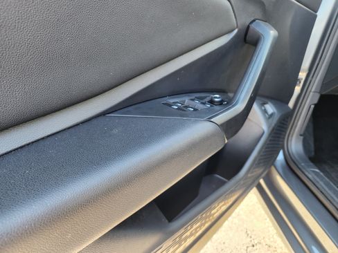 Used 2021 Volkswagen Jetta S w/ Driver Assistance Package image 19