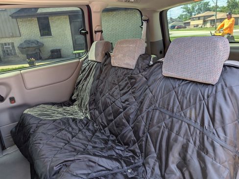 Used 2004 Pontiac Montana w/ Climate Package image 16