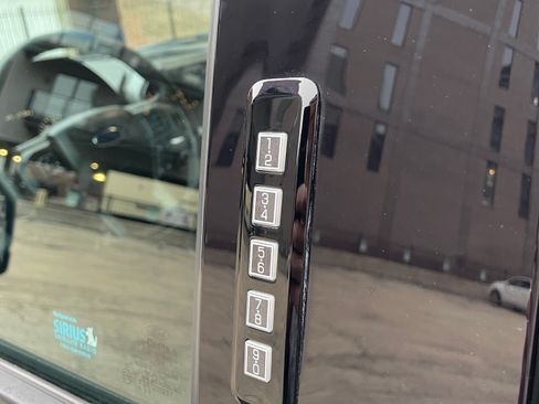 Used 2015 Ford F150 XLT w/ Equipment Group 301A Mid image 25