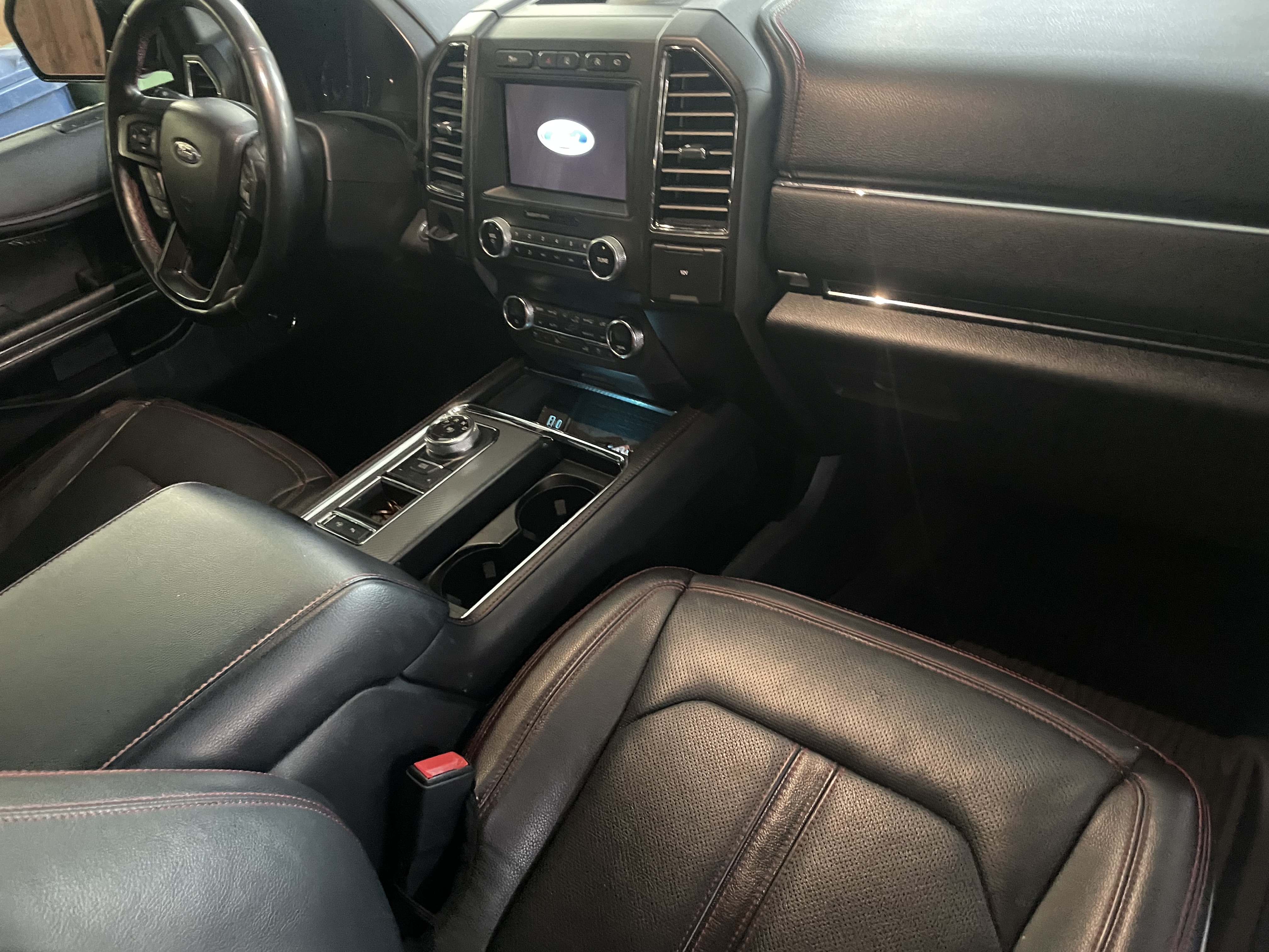 Used 2020 Ford Expedition Limited w/ Equipment Group 303A RWD image 17