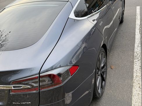 Used 2020 Tesla Model S Long Range Plus AWD/4WD image 6