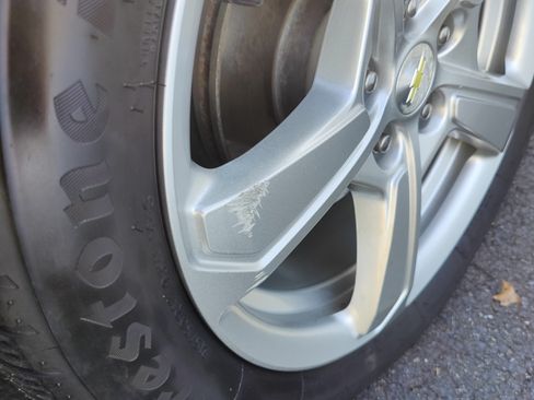 Used 2017 Chevrolet Volt LT w/ Comfort Package image 11