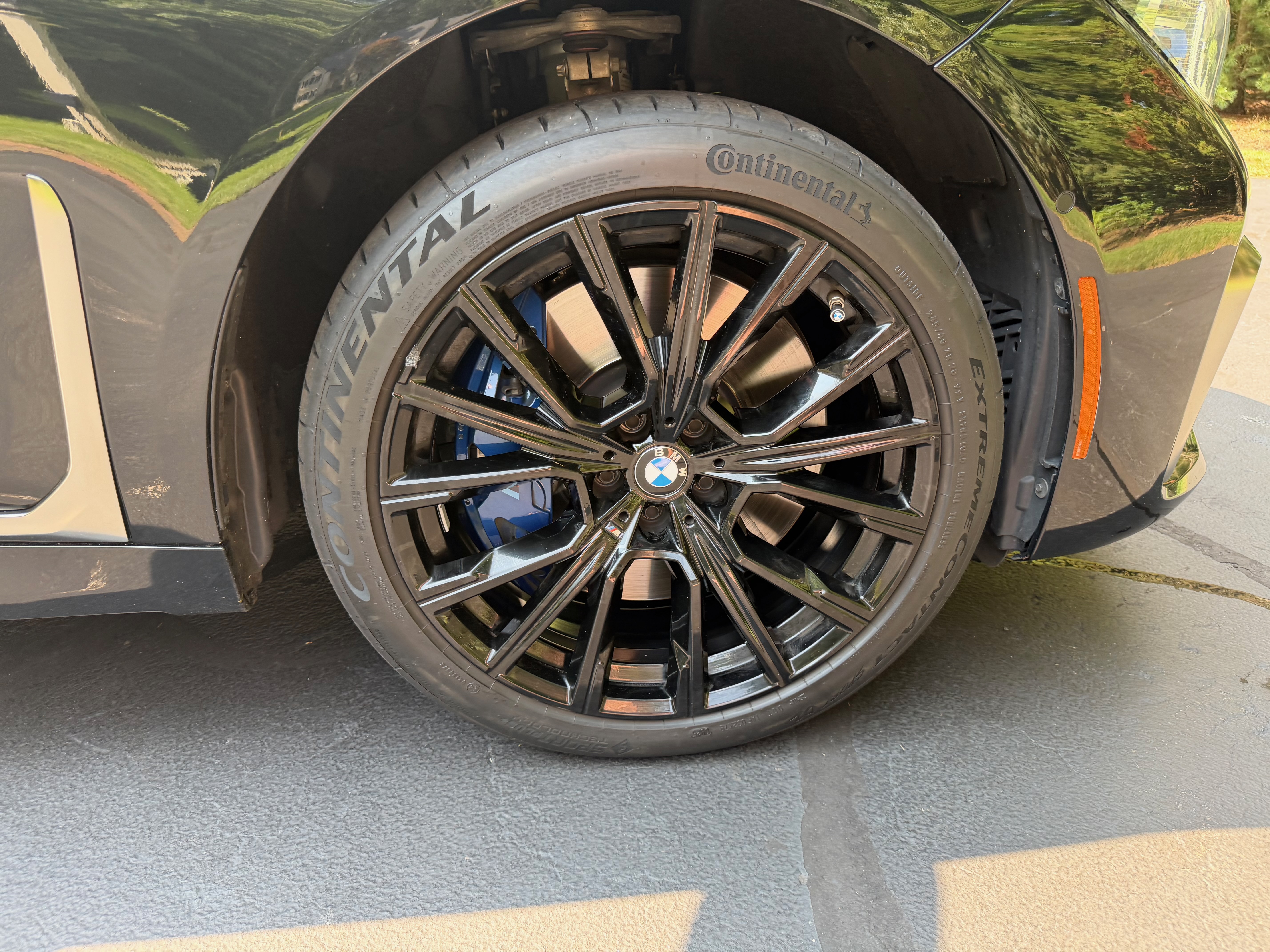 Used 2020 BMW M760i xDrive w/ Luxury Rear Seating Package AWD/4WD image 31