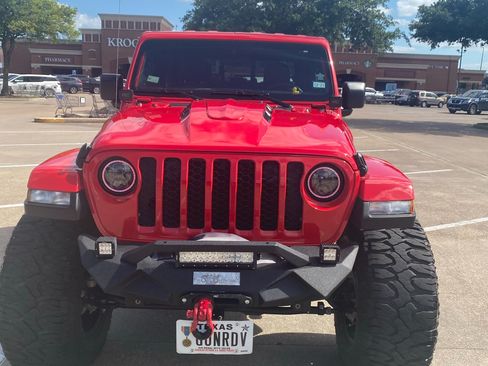 Used 2021 Jeep Gladiator Sport image 21