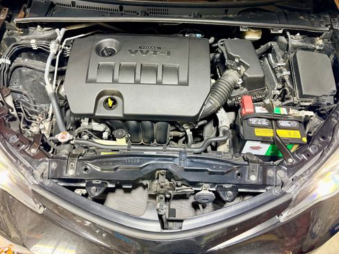 Used 2018 Toyota Corolla SE image 12