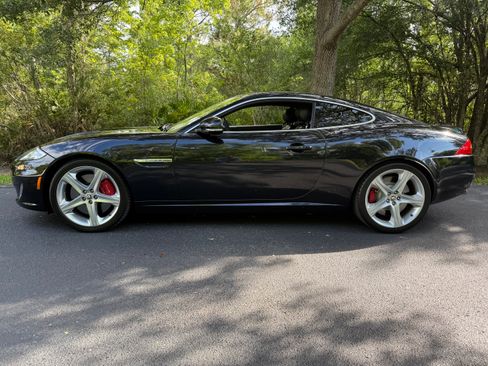 Used 2012 Jaguar XKR R RWD image 5