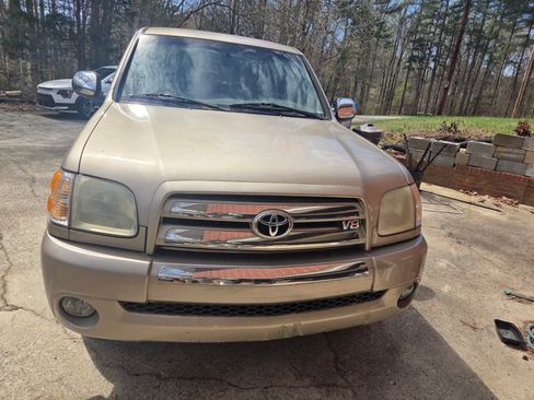 Used 2004 Toyota Tundra SR5 image 6