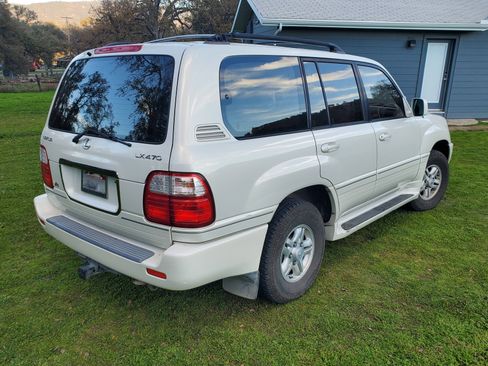 Used 2000 Lexus LX 470 4WD image 4