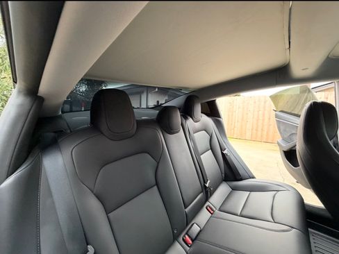 Used 2024 Tesla Model 3 Performance image 18