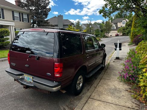 Used 2001 Ford Expedition XLT AWD/4WD image 4