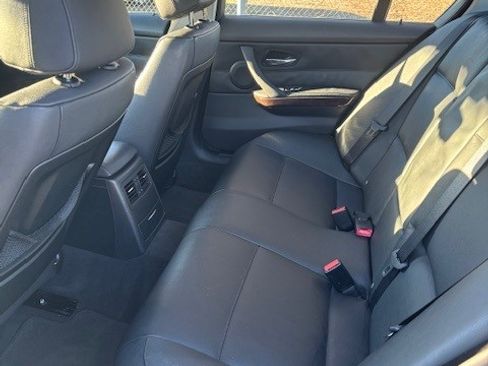 Used 2007 BMW 335i 335i Sedan 4D image 2