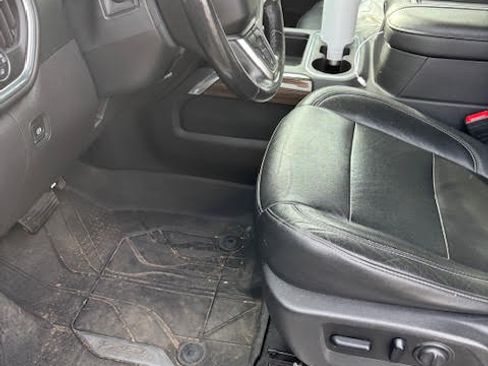 Used 2019 Chevrolet Silverado 1500 RST image 13