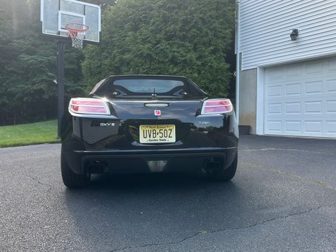 Used 2007 Saturn Sky Red Line RWD image 16