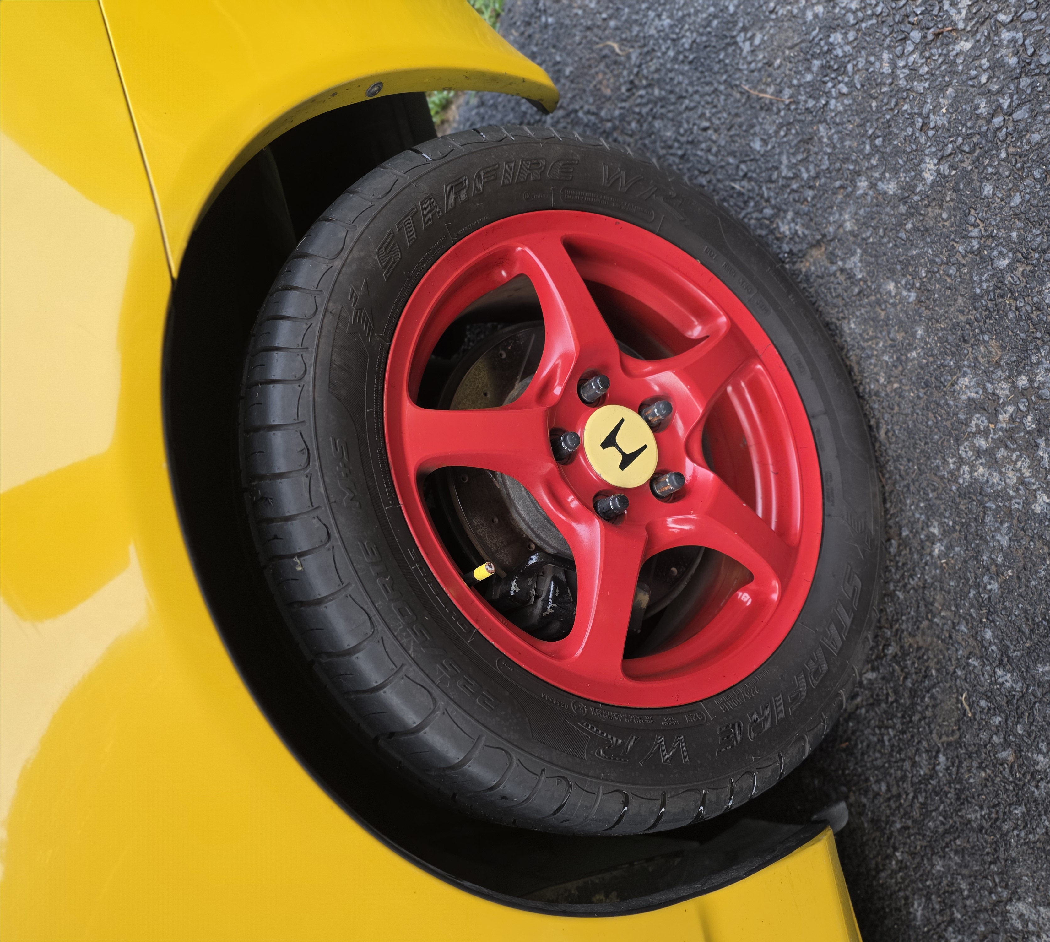 Used 2001 Honda S2000 image 11