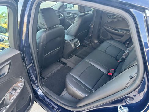 Used 2018 Chevrolet Malibu Premier w/ Driver Confidence Package image 13