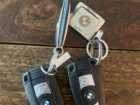 Used 2012 BMW X5 xDrive50i image 13