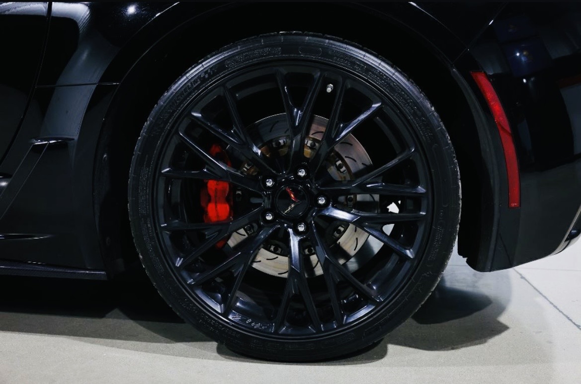 Used 2017 Chevrolet Corvette Z06 RWD image 11