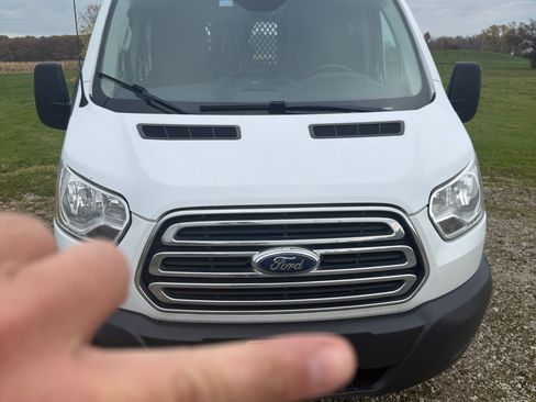 Used 2018 Ford Transit 250 130 Low Roof w/ Exterior Upgrade Package image 6