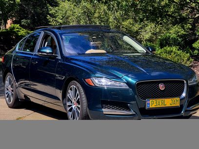 Used 2017 Jaguar XF Prestige