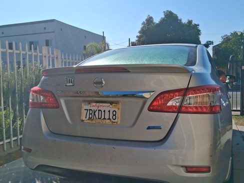 Used 2014 Nissan Sentra S image 10