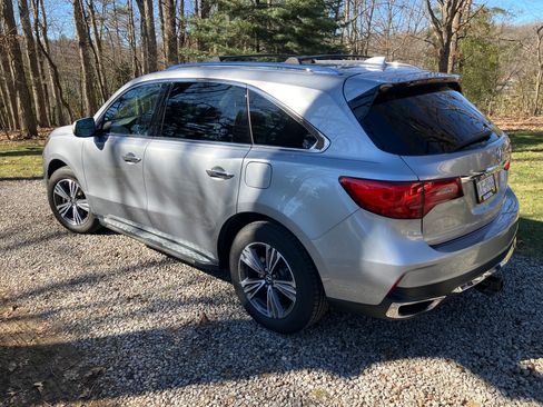 Used 2017 Acura MDX SH-AWD Sport Utility 4D image 1