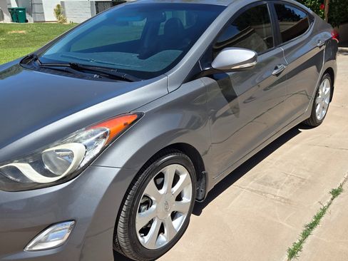 Used 2013 Hyundai Elantra Limited w/ Technology Pkg FWD image 1
