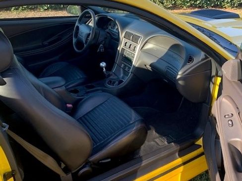 Used 2004 Ford Mustang Mach 1 image 8