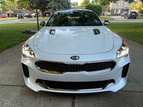 Used 2019 Kia Stinger GT2 AWD/4WD image 1