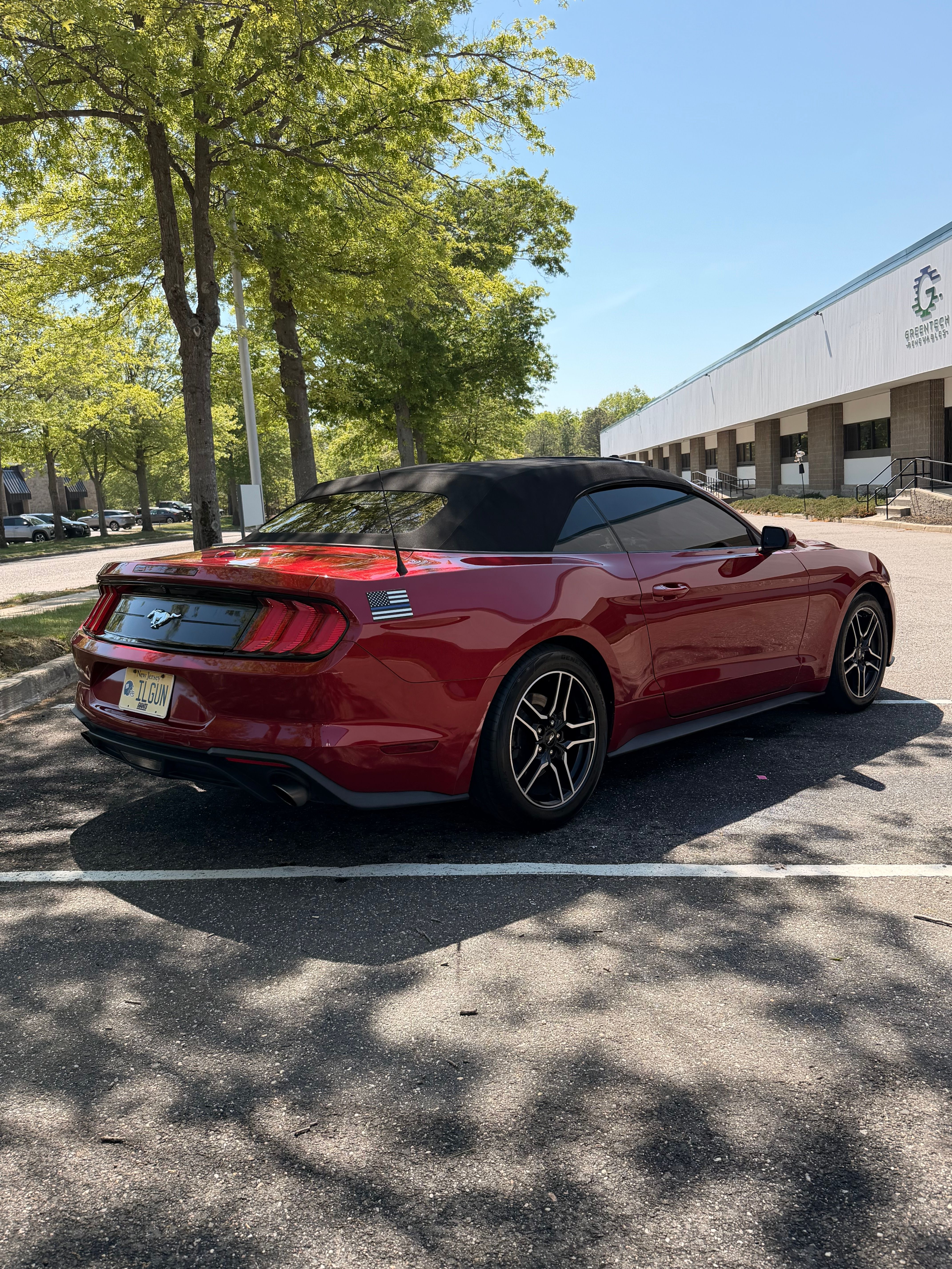 Used 2021 Ford Mustang Convertible w/ Equipment Group 101A RWD image 11