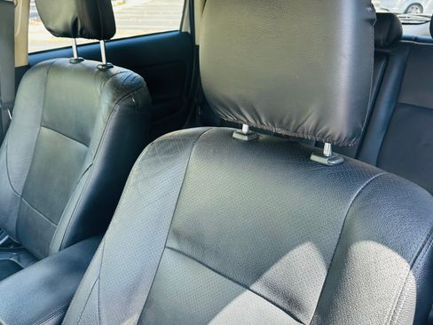 Used 2015 Mitsubishi Outlander SE AWD/4WD image 12