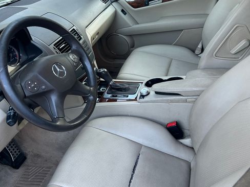 Used 2011 Mercedes-Benz C 350 Sport image 5