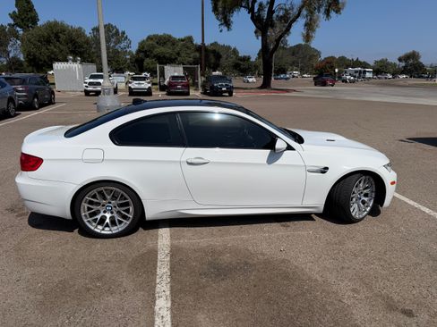 Used 2013 BMW M3 Coupe RWD image 6