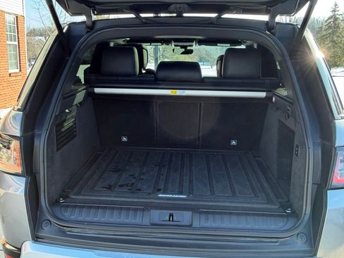 Used 2022 Land Rover Range Rover Sport HSE Silver Edition image 11