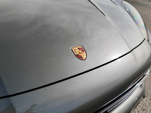 Used 2022 Porsche Cayenne AWD/4WD image 8