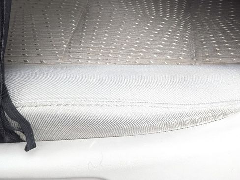 Used 2014 Toyota Camry XLE w/ Convenience Package FWD image 13