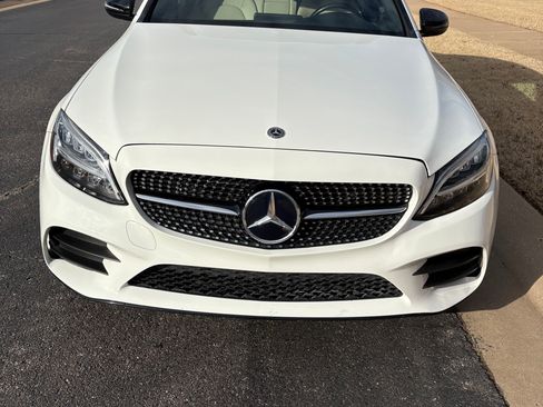 Used 2019 Mercedes-Benz C 300 4MATIC Sedan image 1